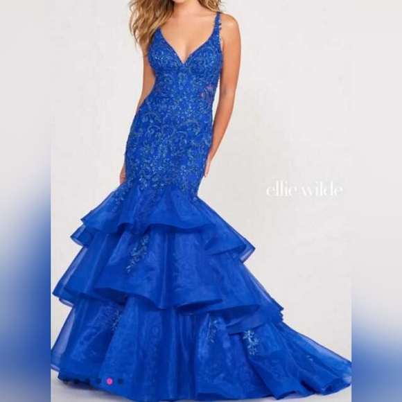 NWOT Ellie Wilde Layered Skirt Mermaid Gown - Picture 1 of 1